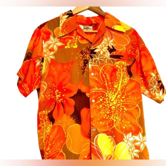 Retro BRIGHT Hawaiian Shirt ☀️ - Picture 2 of 8